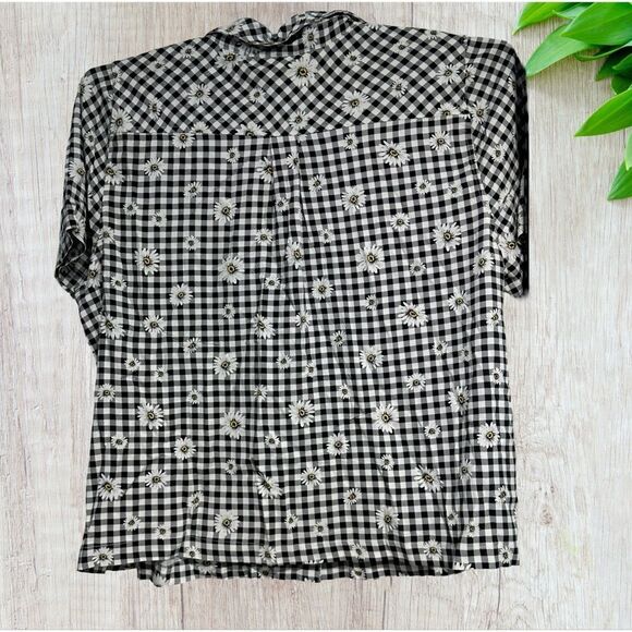 Torrid Womens Lizzie Rayon Twill Button-Down Top Gingham Cottagecore Size 2X NWT - Picture 3 of 9